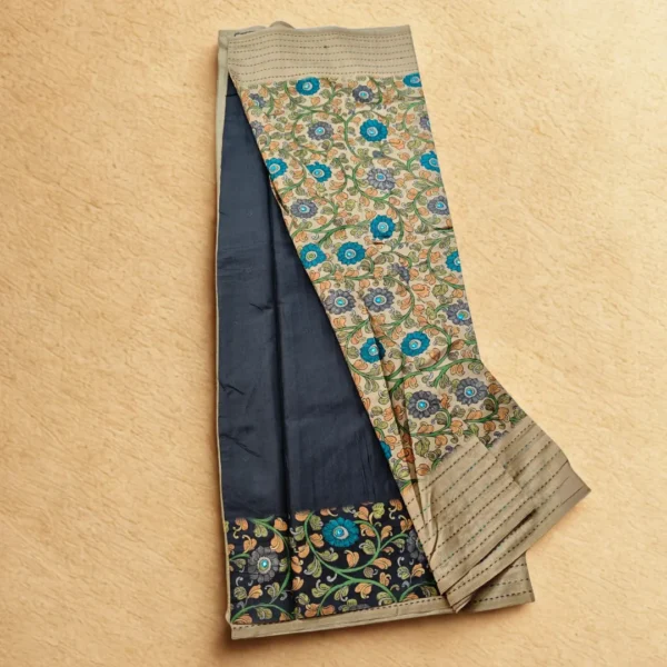 Kathakari Handcrafted Saree with Floral Motifs & Contrast Border - Image 3