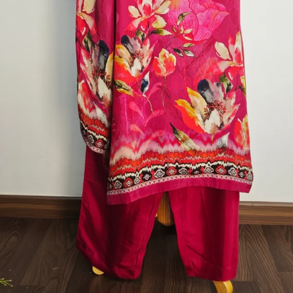 Lightweight magenta crepe suit set online shopping