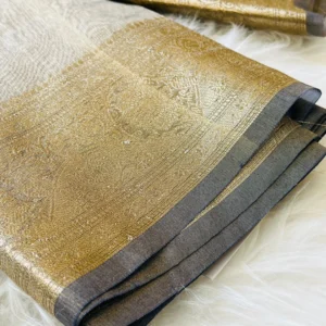 raditional party wear saree silk saree with golden border IMAGE